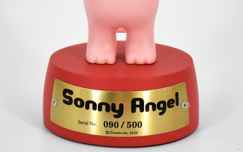 Robby Angel Collector's Trophy Pink
